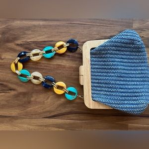 New never used. Fun bag for summer!